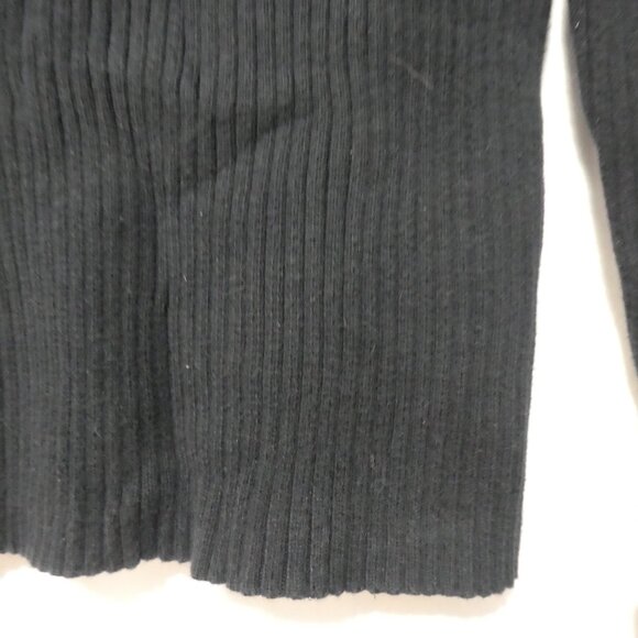 DKNY JEANS | small | Black Ribbed Bold Logo Front Turtelneck Sweater - Picture 8 of 16